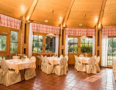 Landhotel Wachau **** Restaurant festlich eingedeckt im Landhotel Wachau