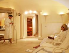 Hotel Stenitzer **** Ein Paar im Spa-Bereich des Hotels Stenitzer
