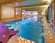 Familienhotel Hinteregger Innenpool des Familienhotels Hinteregger
