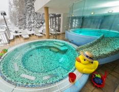Familienhotel Hinteregger Babybecken im Familienhotel Hinteregger