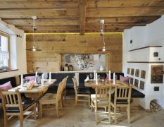 Rustikales Restaurant im Hotel Herrschaftstaverne